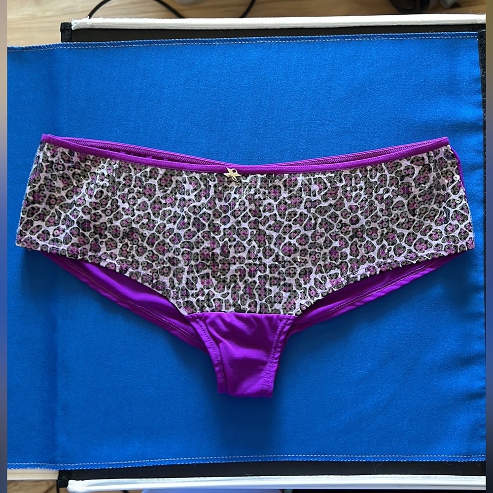 FREDERICK'S OF HOLLYWOOD Sequined Leopard Print Ruched Bikini, Size Large NWOT